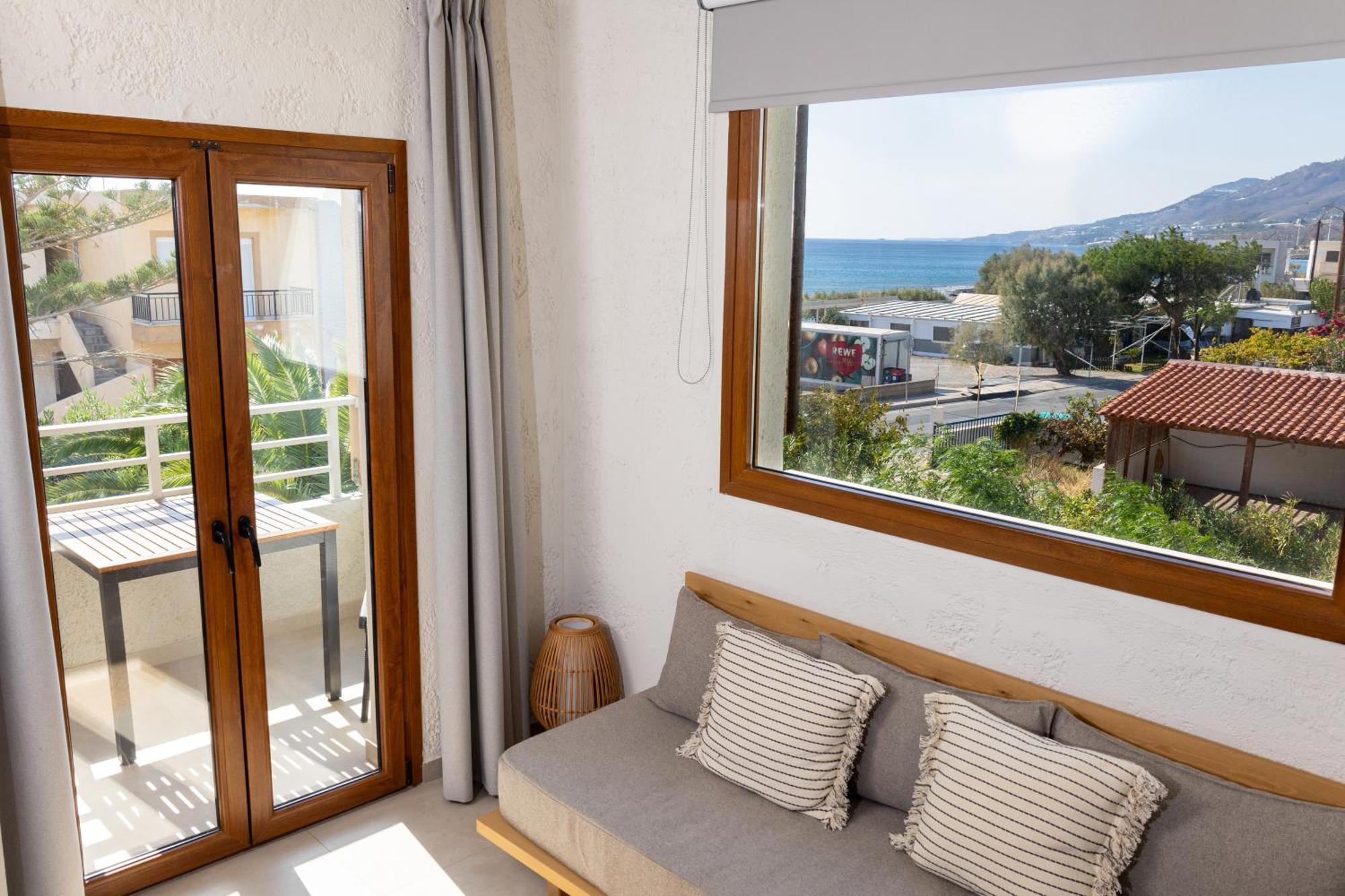 Okeanis Mystique South Aparthotel Ierápetra Eksteriør bilde